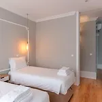 Feel Downtown & Apartmán *