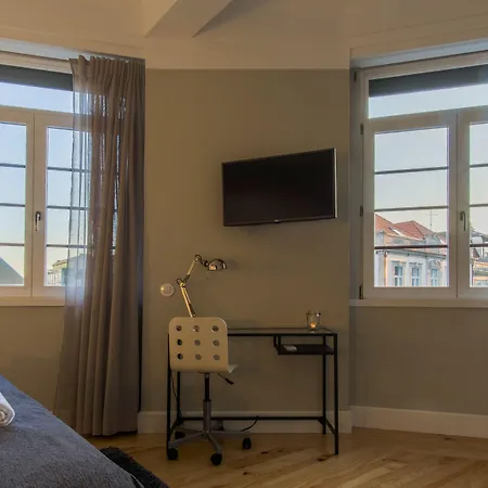 Feel Porto Downtown Apartments & Studios *