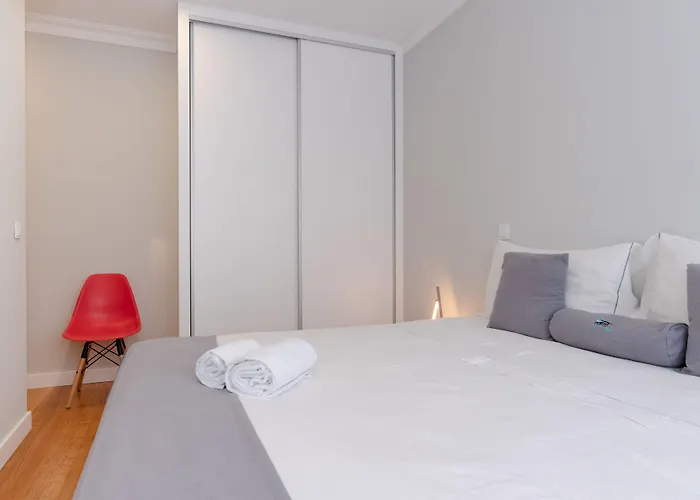 Feel Porto Downtown Apartments & Studios Apartment