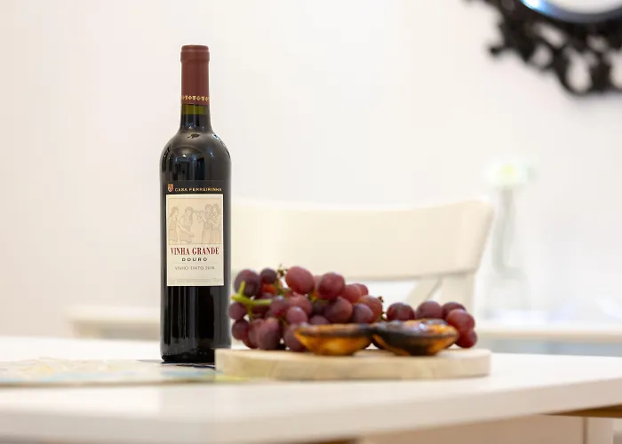 Feel Porto Downtown Apartments & Studios