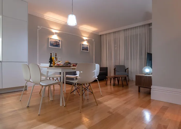 Feel Porto Downtown Apartments & Studios * Porto