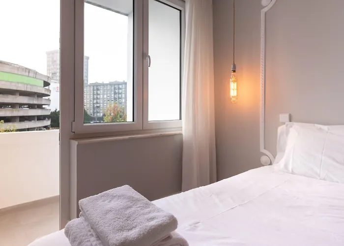 Feel Porto Downtown Apartments & Studios