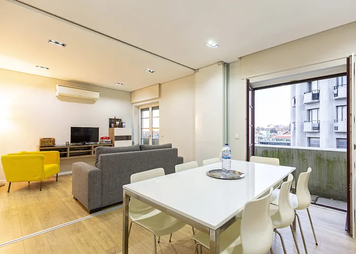 Feel Porto Downtown Apartments & Studios