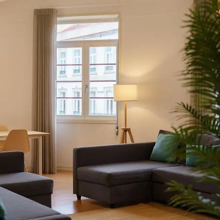 Feel Porto Downtown Apartments & Studios *