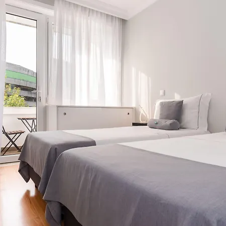 Feel Porto Downtown Apartments & Studios *