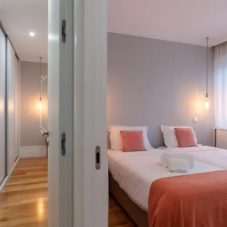 Feel Porto Downtown Apartments & Studios * Porto